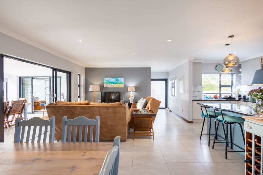 3 Bedroom Property for Sale in Whale Rock Sun Western Cape